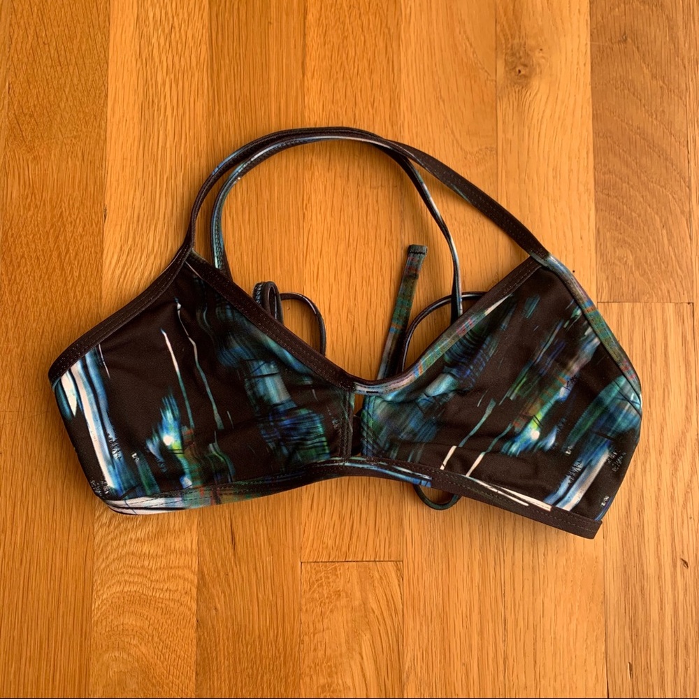 jolyn vent top